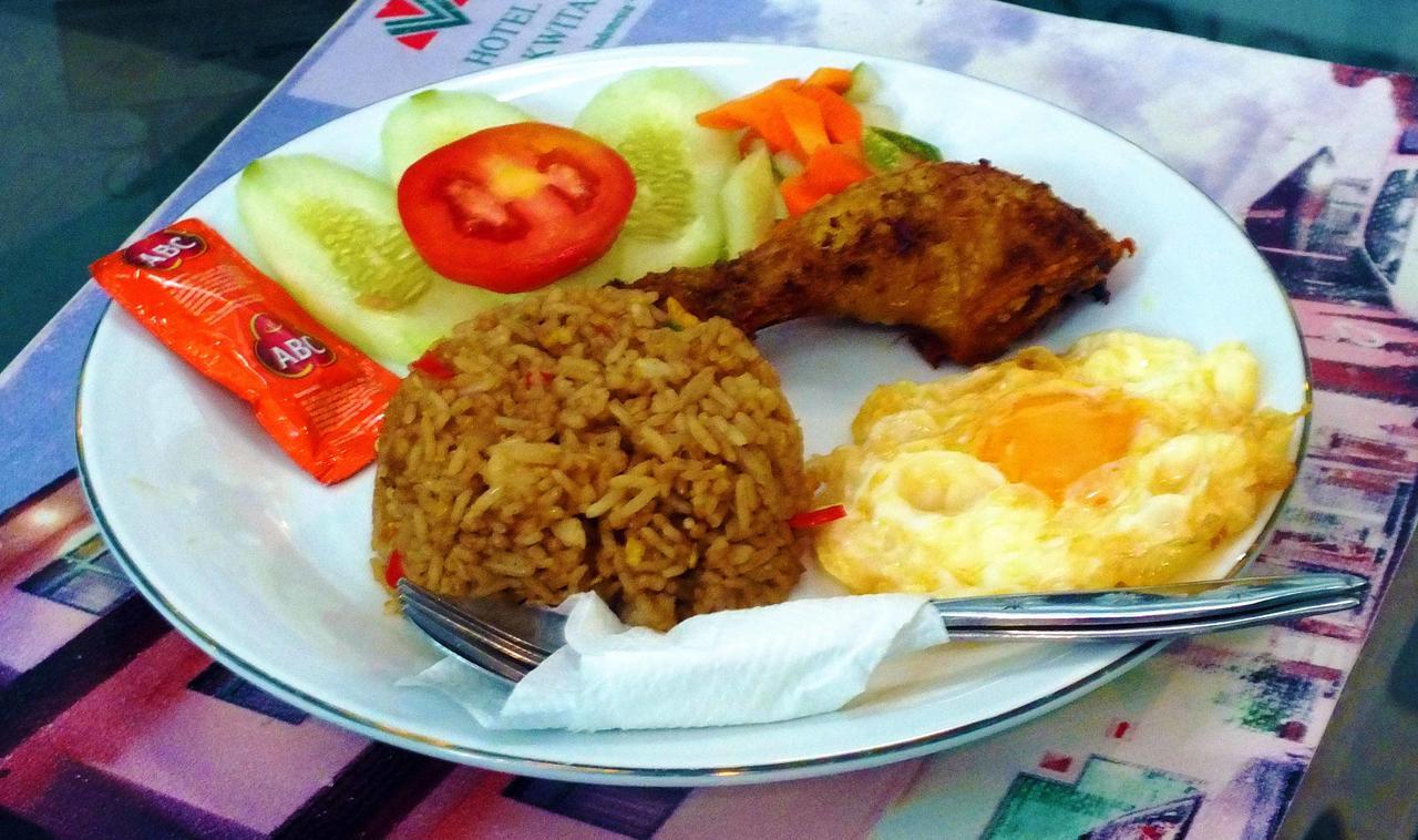 Hotel Puri Kwitang Jakarta Exteriör bild